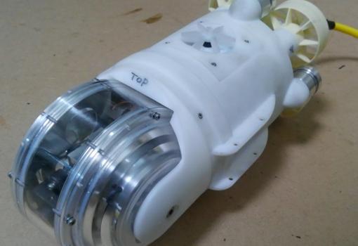 Robot submarino usado para explorar los reactores
