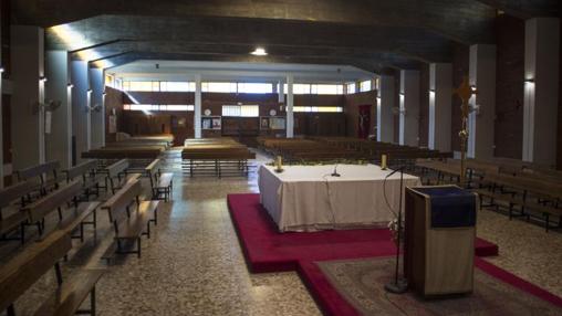 Interior del templo de Nuestra Señora de Begoña , en Madrid