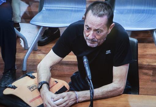 Julián Muñoz durante un juicio