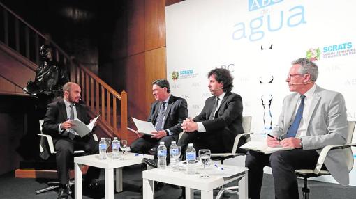 De izquierda a derecha: David Martínez, José Maniel Claver, Gonzalo Delacámara y Alberto Garrido