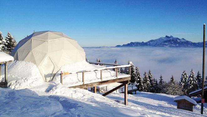 Glamping Whitepod