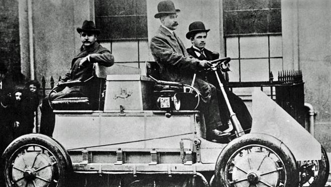Lohner Porsche