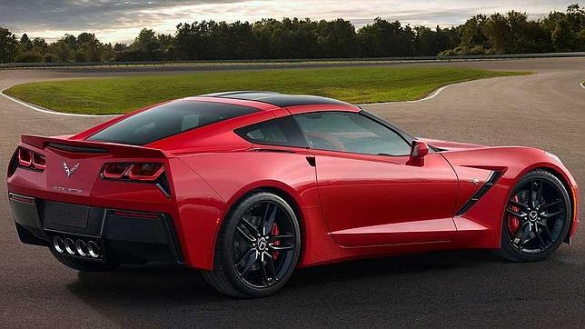El cambio de marcha puede ser manual, de 7 relaciones, o auto secuencial de 6 en el nuevo Corvette C7.