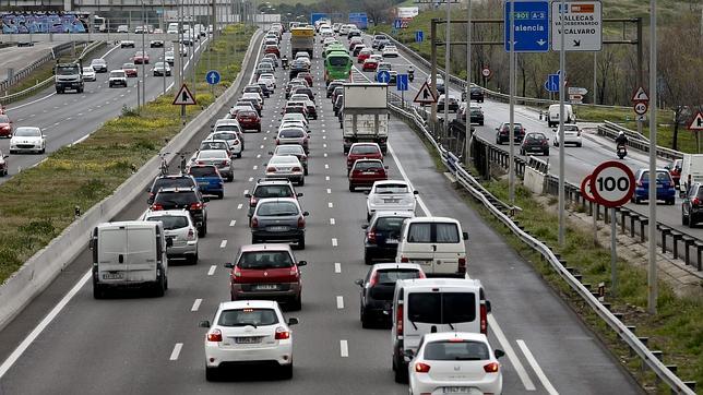 Tráfico prevé importantes retenciones a partir de este mediodía