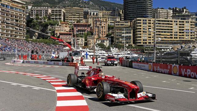 Alonso, segundo en el arranque de Mónaco