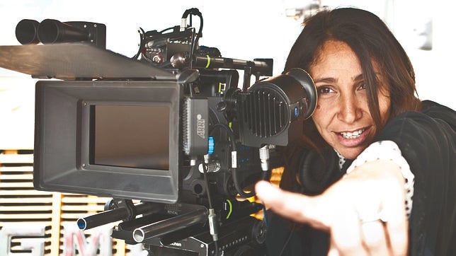 Haifaa Al Mansour: «Rodé mi película desde la caravana, no podía salir a la calle»
