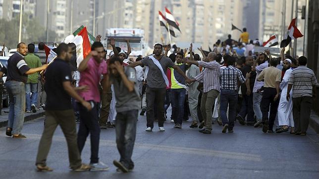 Al menos 16 muertos y más de 200 heridos por los enfrentamientos en la Universidad de El Cairo
