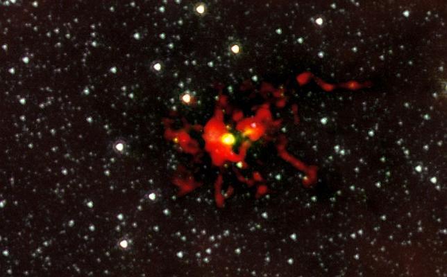 Fotografían el nacimiento de la estrella más masiva de la Vía Láctea