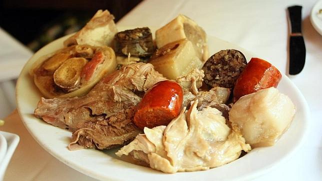«Cocidaco» madrileño en la Taberna de la Daniela (sólo para valientes)