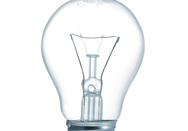 La luz subirá un 3,1% en octubre tras cerrarse la subasta con alzas del 7,6%