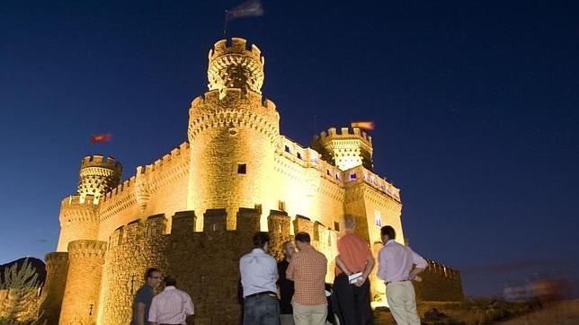 Diez Castillos Espectaculares Para Descubrir En Madrid