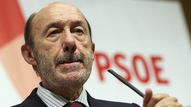 Rubalcaba: «El jefe de la vieja guardia, Felipe González, está conmigo»
