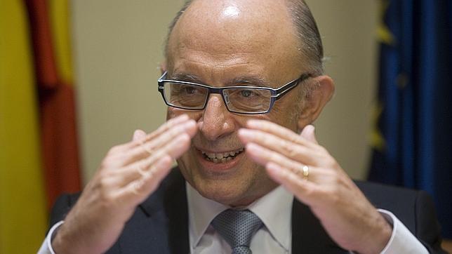 Montoro: «Ha tenido que gobernar el PP para subir impuestos a las grandes empresas»