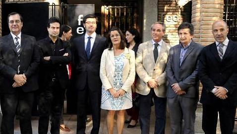 Pepe Roddríguez, junto al consejero