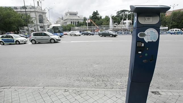 Los parquímetros inteligentes llegan a partir del 1 de noviembre a Madrid
