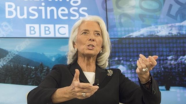 El FMI pide a España acabar con la dualidad laboral y bajar más los salarios