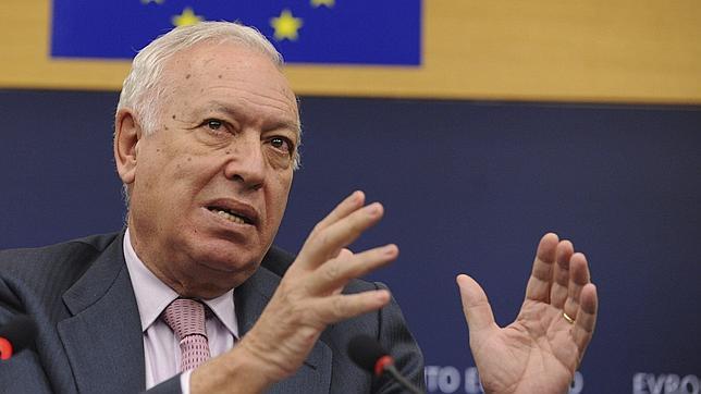 Margallo se recupera en el hospital de una operación quirúrgica menor
