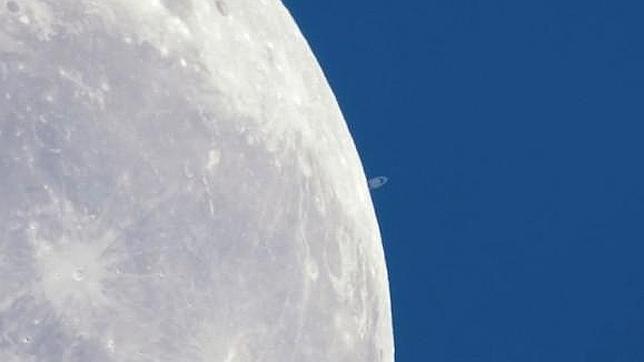 El baile de la Luna y Saturno y otros inminentes fenómenos astronómicos