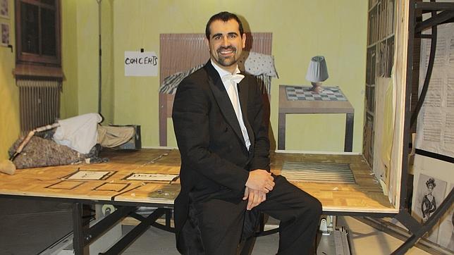 Martín Etxebarría, en el escenario del Teatro Schiller, donde se desarrolla la temporada de la Staatsoper de Berlín