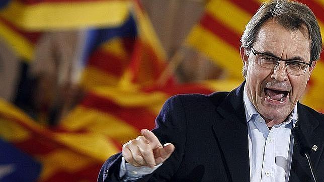 Mentiras del independentismo catalán: un desafío sin validez jurídica