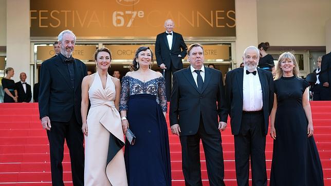 De izquierda a derecha, el equipo de «Mr. Turner»: Dick Pope, Dorothy Atkinson, Marion Bailey, Timothy Spall, Mike Leigh y Georgina Lowe