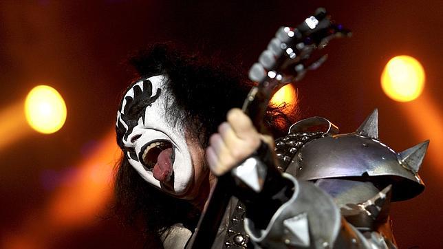 Gene Simmons fue maestro de primaria antes de triunfar con el grupo de rock duro Kiss
