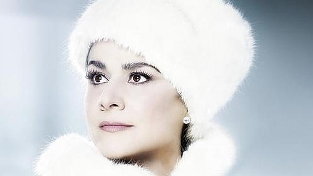 Imagen de Cecilia Bartoli en la portada del disco «St. Petersburg»
