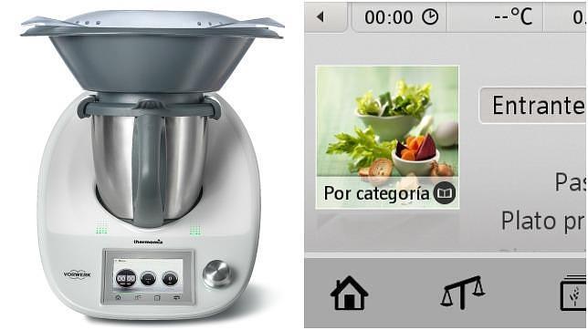 La nueva Thermomix, a la izquierda, y un detalle del libro digital