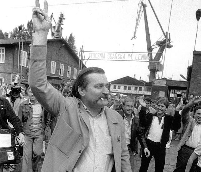 Lech Walesa, in un'immagine del 1983