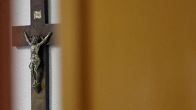 Un crucifijo en un aula escolar