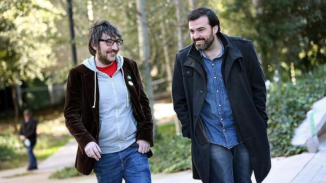 Javier Ikaz (d) y Jorge Díaz (i), autores de «Yo fui a EGB 2»