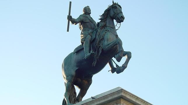 La estatuta de Felipe IV, obra de Pietro Tacca, que se ubica en la Plaza de Oriente.