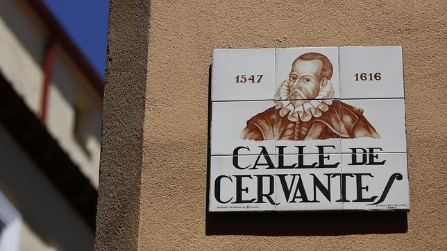 Calle en honor de Miguel de Cervantes , en el barrio de las Letras de Madrid