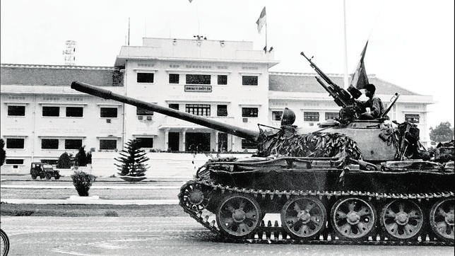 Imagen de archivo de la caída de Saigón en manos del Vietcong
