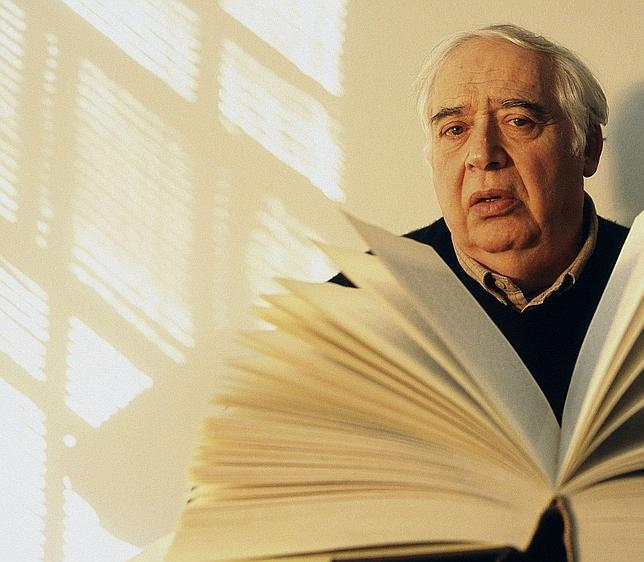 El crítico Harold Bloom