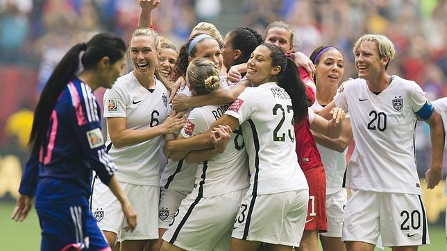 La jugadoras de Estados Unidos celebran la victoria en la final del Mundial de Canadá