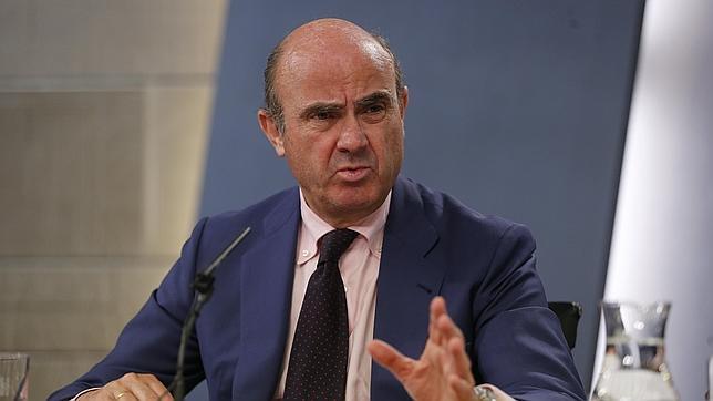 El ministro de Economía y Competencia, Luis de Guindos
