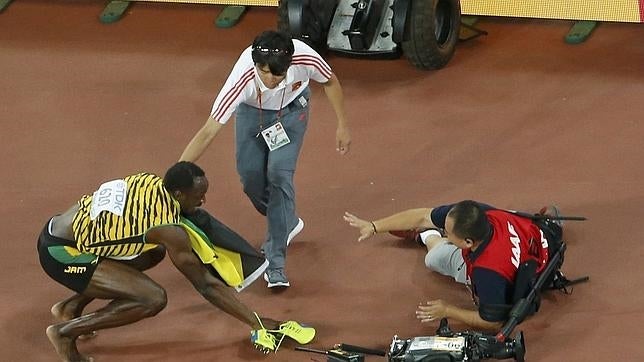 El cámara se disculpa con Bolt