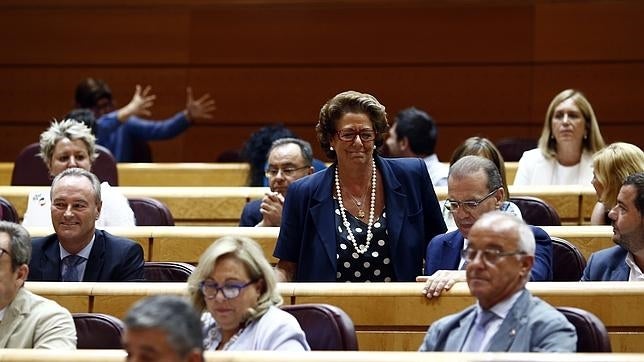 Rita Barberá, ocupando su escaño del Senado