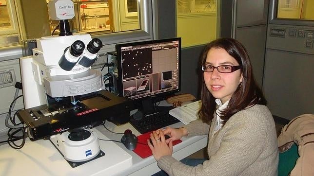 Vanessa Valdiglesias García, investigadora de la Universidad de La Coruña, ha recibido el premio al mejor investigador joven en su especialidad