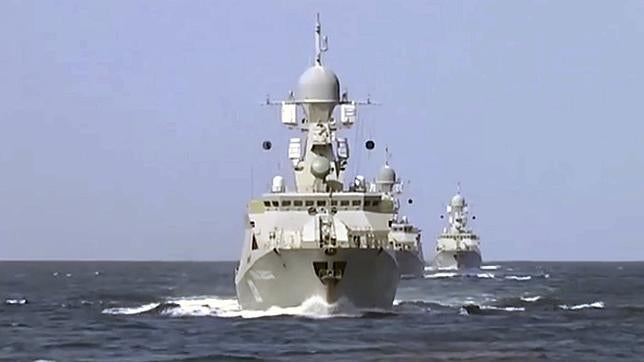 Un buque del Ejército ruso que opera en aguas del Mar Caspio