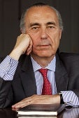 Luis Alberto de Cuenca