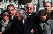 García de la Concha y De Cuenca acompañaron a los familares de José García Nieto durante el entierro, que tuvo lugar en el cementerio de la Almudena. Ernesto Agudo