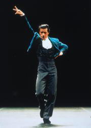 Antonio Márquez pasea con su compañía de danza española el nombre del Ayuntamiento de Madrid por todo el mundo