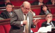 Jordi Pujol, durante la sesión de control celebrada ayer en el Parlament. Elena Carreras