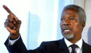 Annan, en la rueda de prensa en la que criticó la falta de seguridad en Irak. AFP