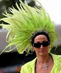 Uno de los tocados que han podido verse por Ascot.