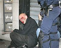 Por tercera noche consecutiva los opositores a Sarkozy han protestado en varias ciudades de Francia./ EFE