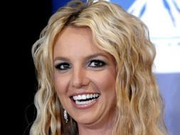 Britney Spears se muda a una nueva mansión a las afueras ...