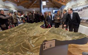 Herrera, durante su visita al Centro de Interpretación de los Montes Obarenes en la localidad burgalesa de Pancorbo